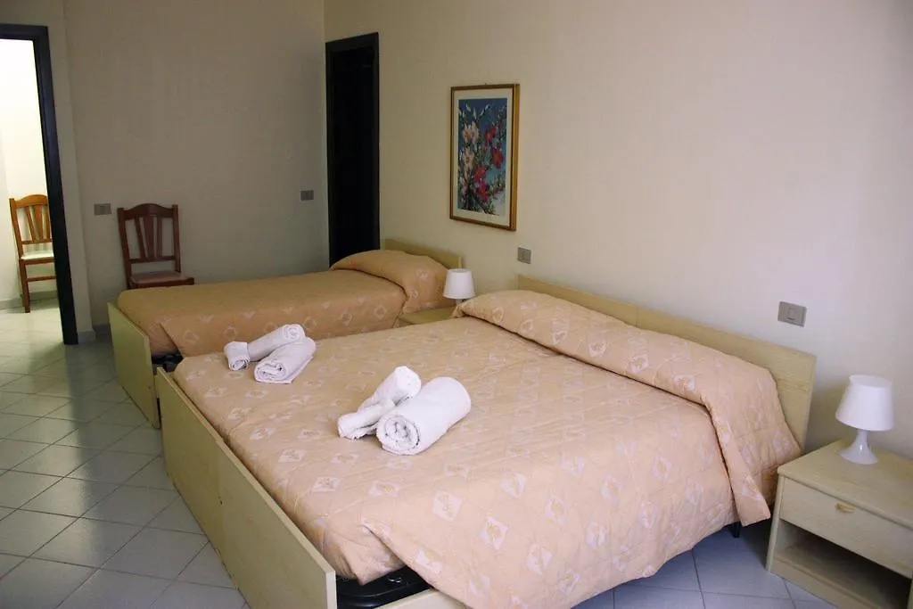 **  Hotel La Pineta Arborea Italien