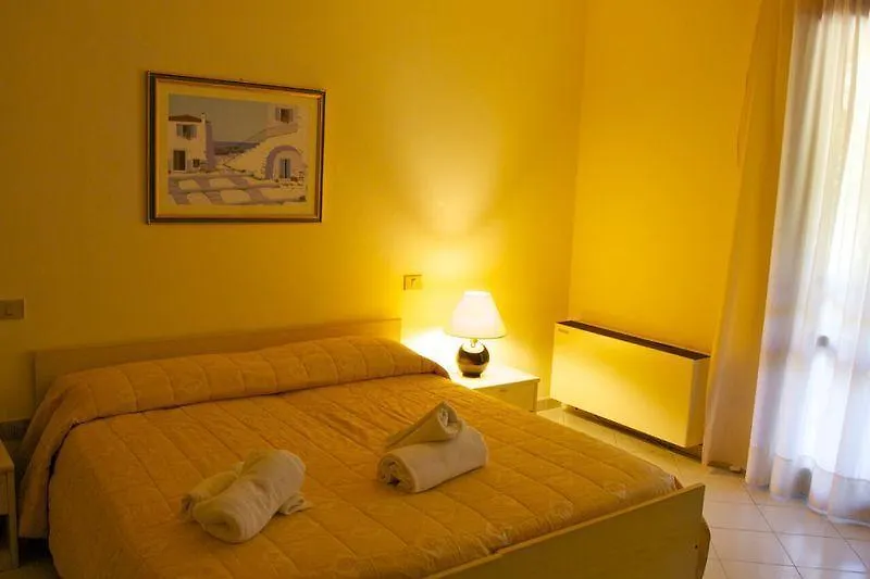 Hotel La Pineta Arborea 2*,